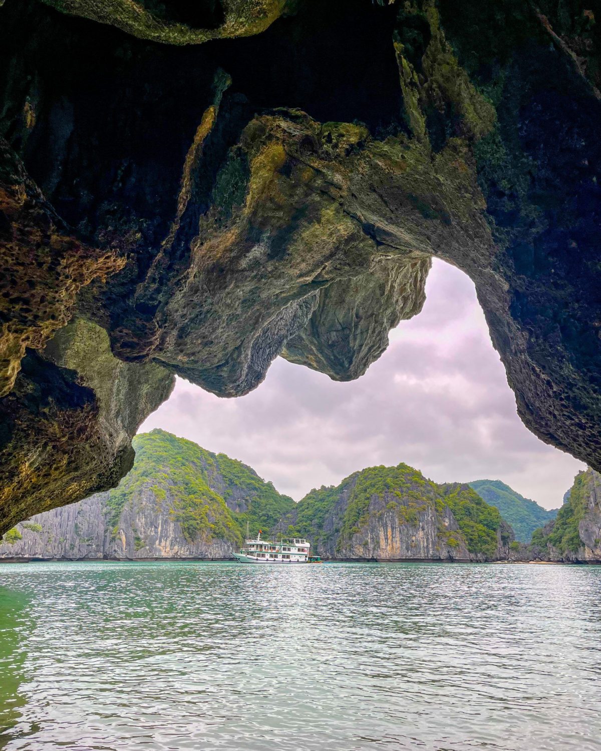 Halong Bay cruising